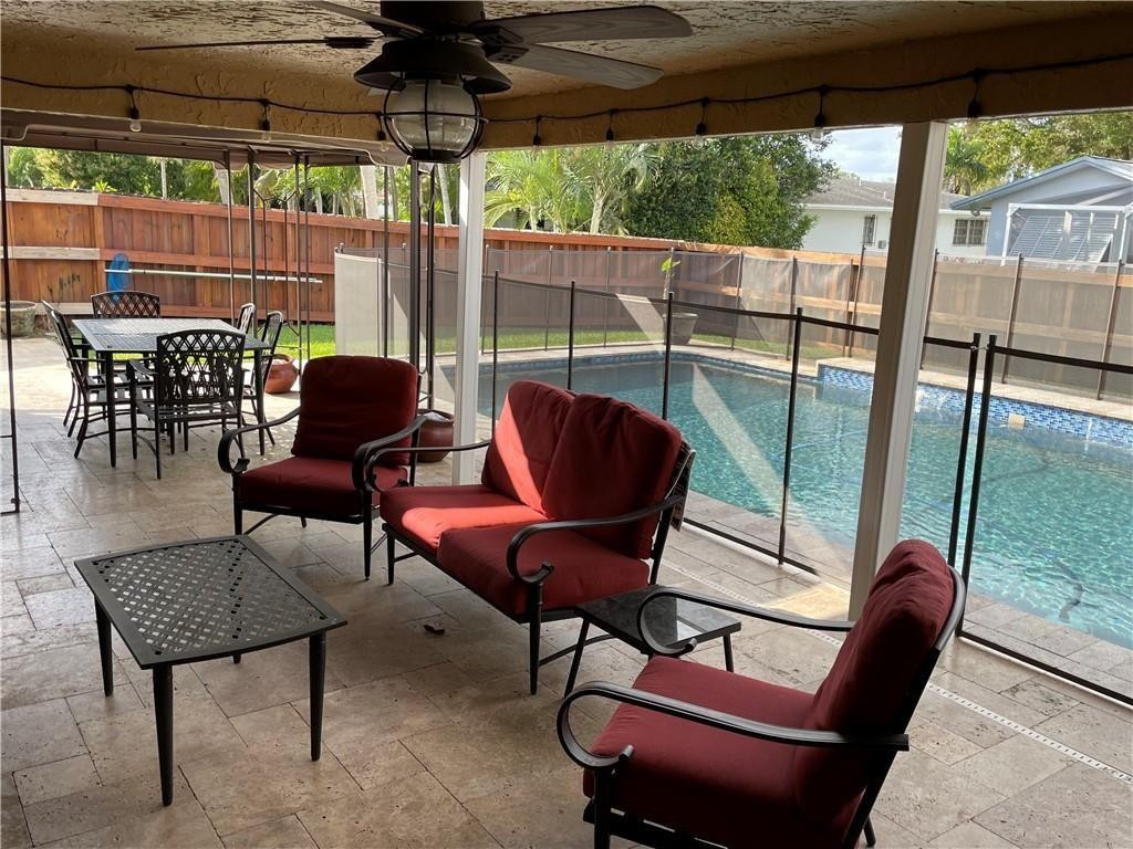 Rolling Hills Lake Estate - Residential