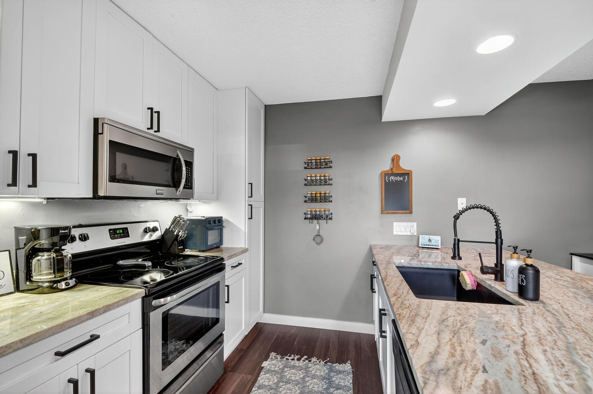 VILLAGE OF SANDALWOOD LAK - Residential