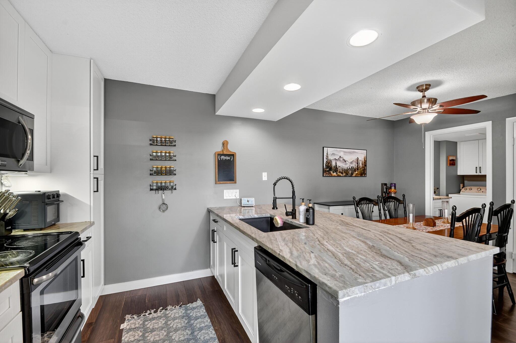 VILLAGE OF SANDALWOOD LAK - Residential