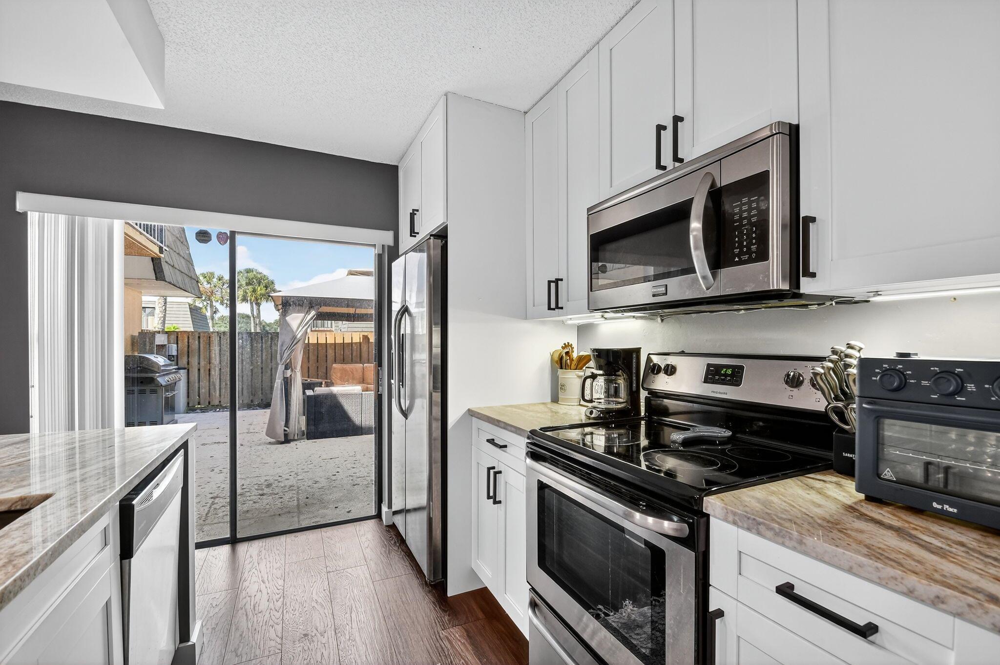 VILLAGE OF SANDALWOOD LAK - Residential