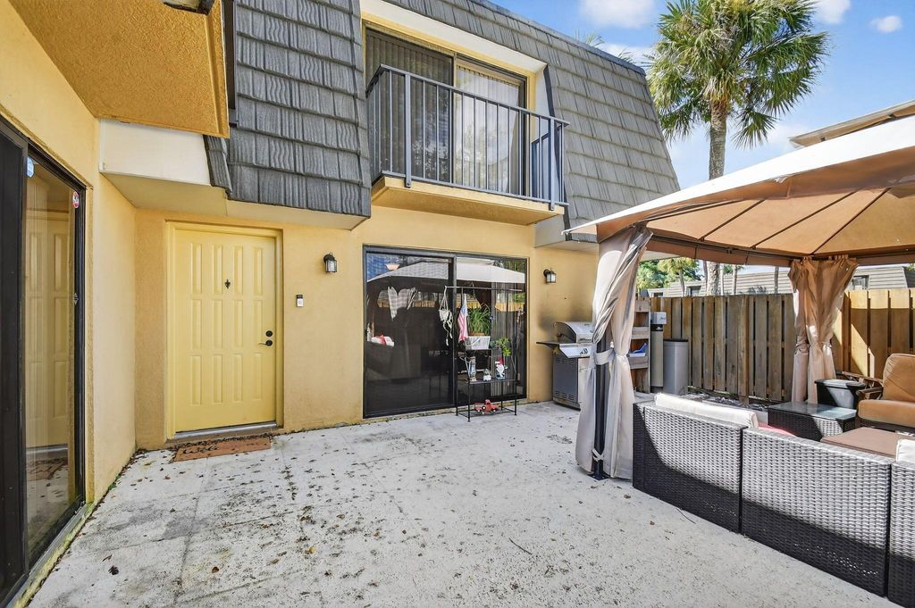 Photo of 2409 24th Way, West Palm Beach, FL 33407 (MLS # R11135159)