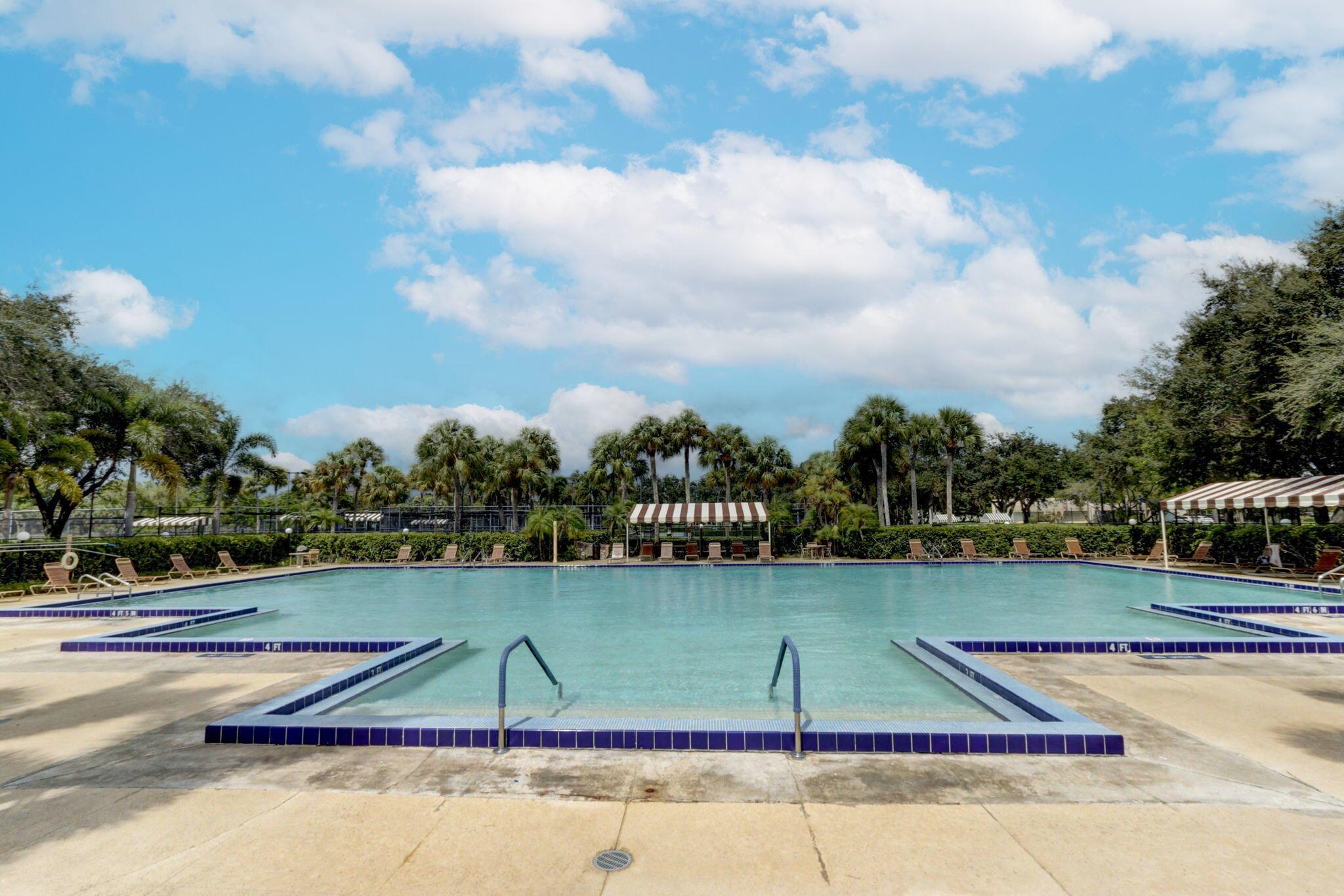 VILLAGE OF SANDALWOOD LAK - Residential