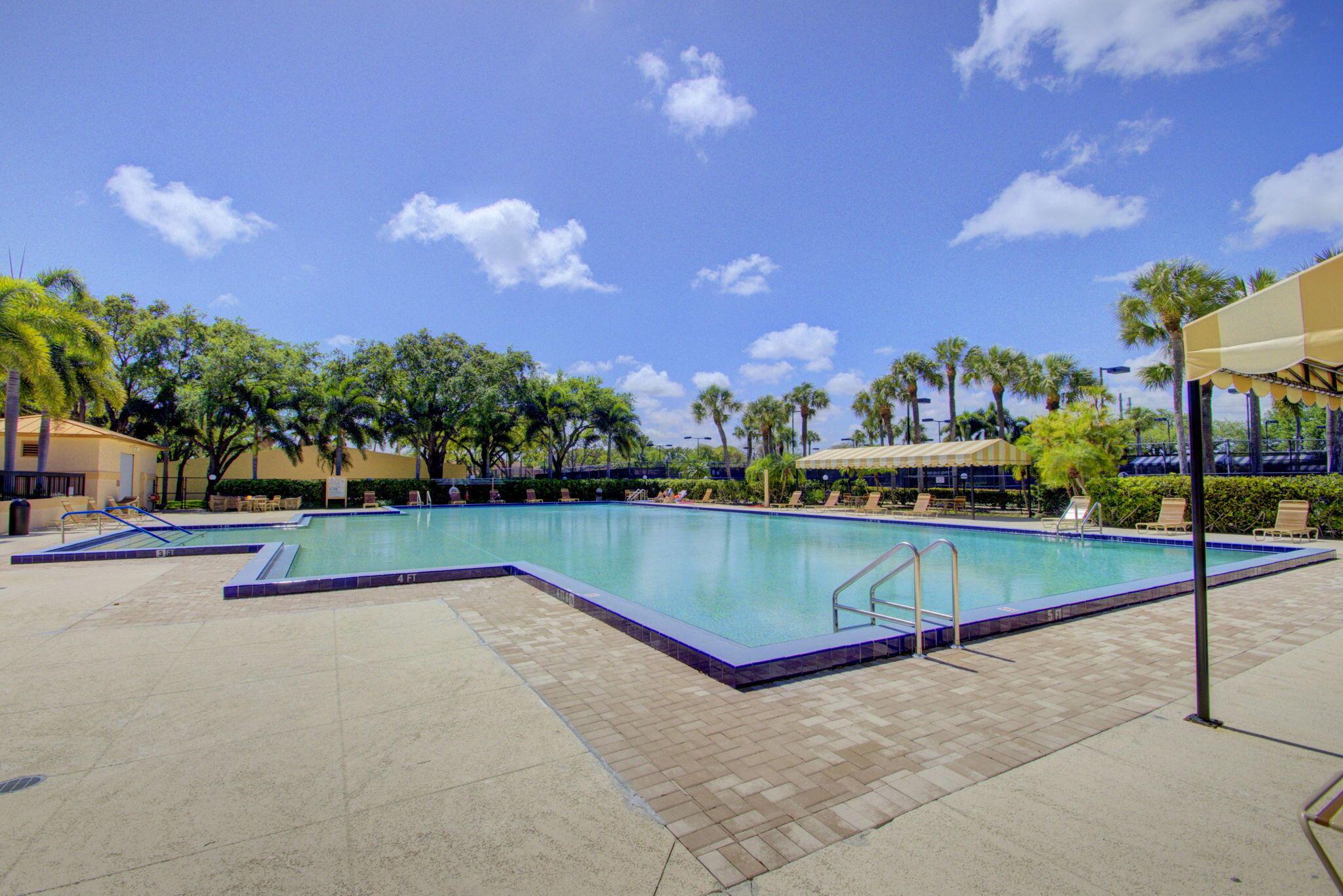 VILLAGE OF SANDALWOOD LAK - Residential
