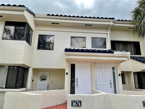 Photo of 1674 NW 81ST Way #1674, Plantation, FL 33322 (MLS # B26060125)