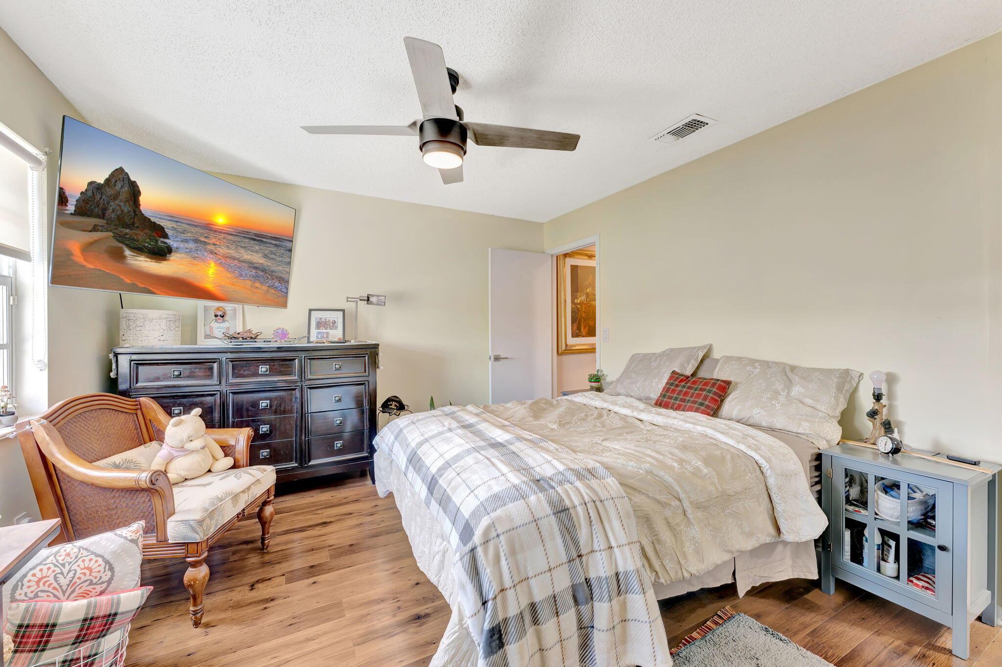 Woodlake Villas - Residential