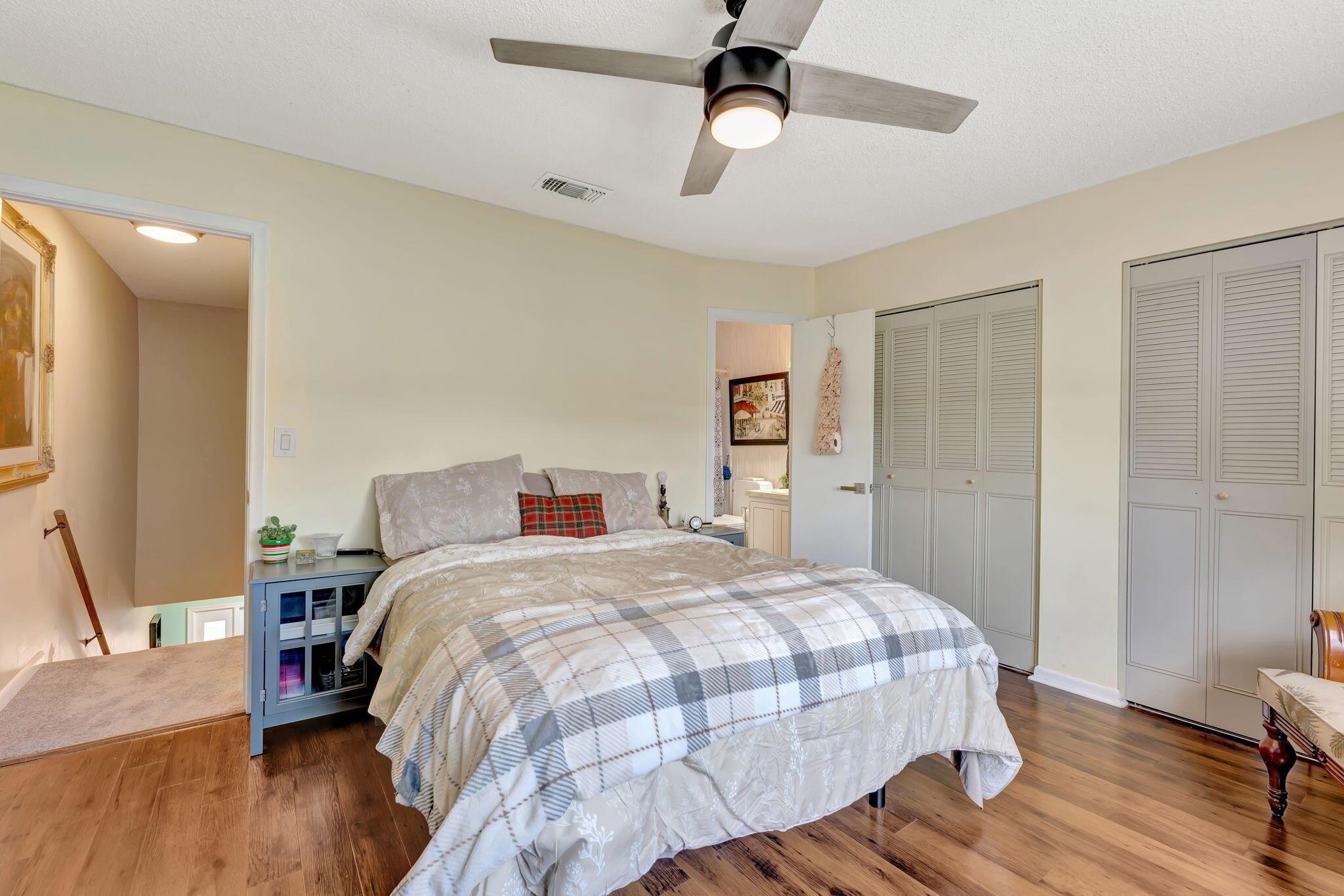 Woodlake Villas - Residential