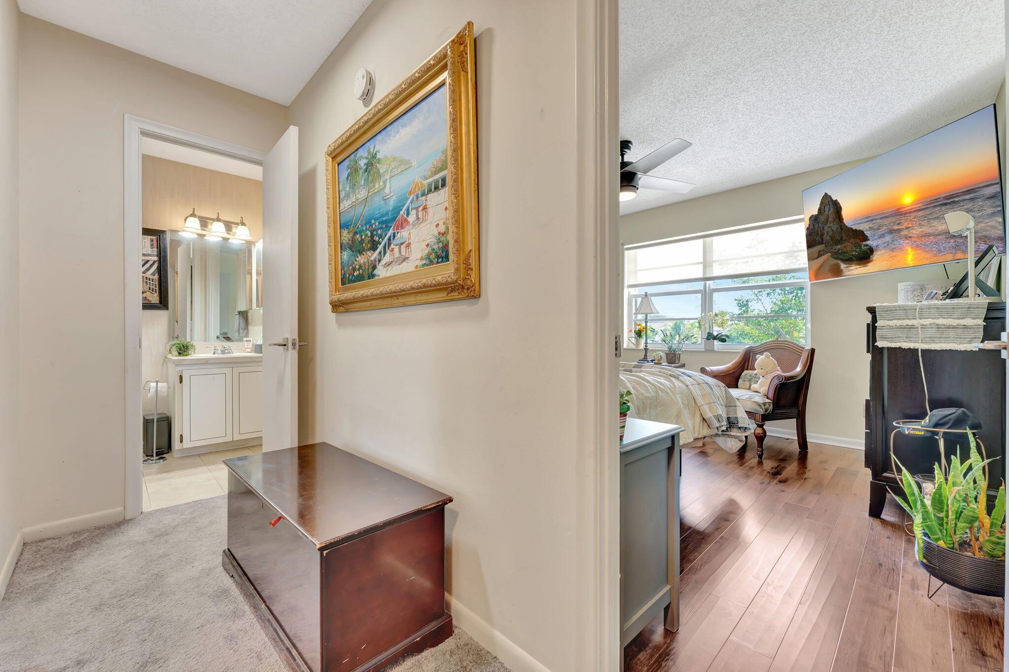 Woodlake Villas - Residential