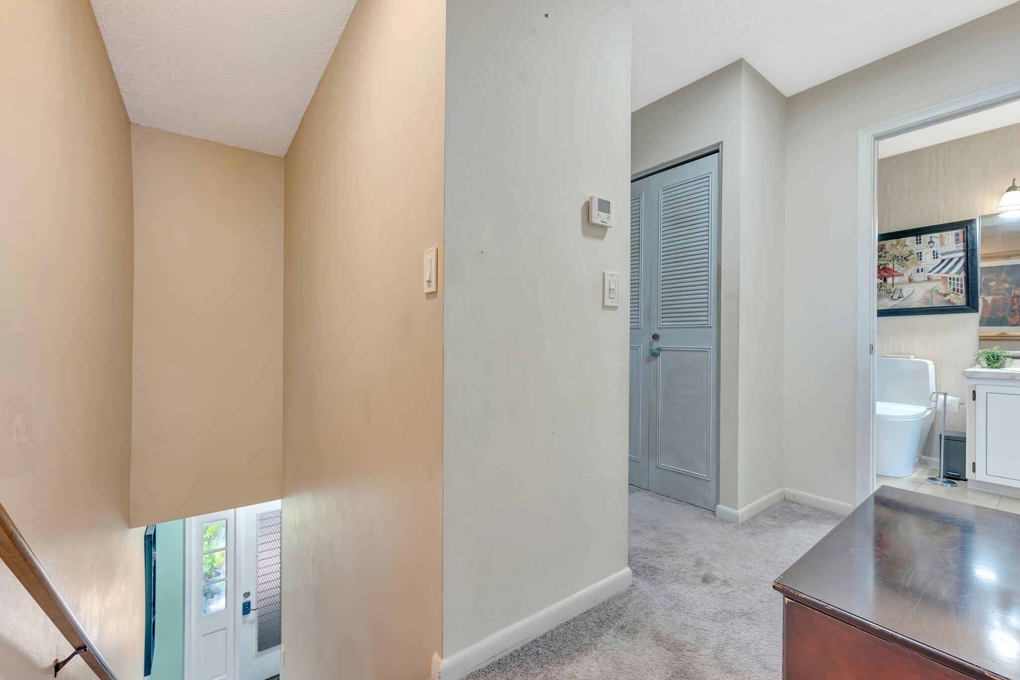 Woodlake Villas - Residential