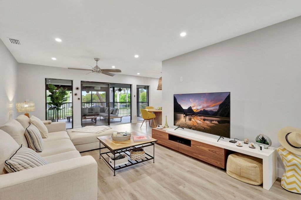 Photo of 95 Pelican Pointe Drive #2010, Delray Beach, FL 33483 (MLS # R11117832)