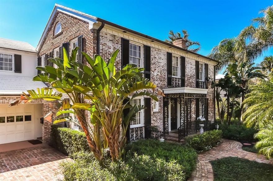 Prestigious Pendleton Ave, 4500 sf classic white-washed brick Georgian designed by Gustav Maass as his personal residence while working for John Volk.  This 6 bedroom, 5 bathroom home offers proportioned rooms with abundant amount of natural light, coquina clad pool, updated kitchen, and two-car air conditioned garage.  Don't miss this Excellent opportunity!