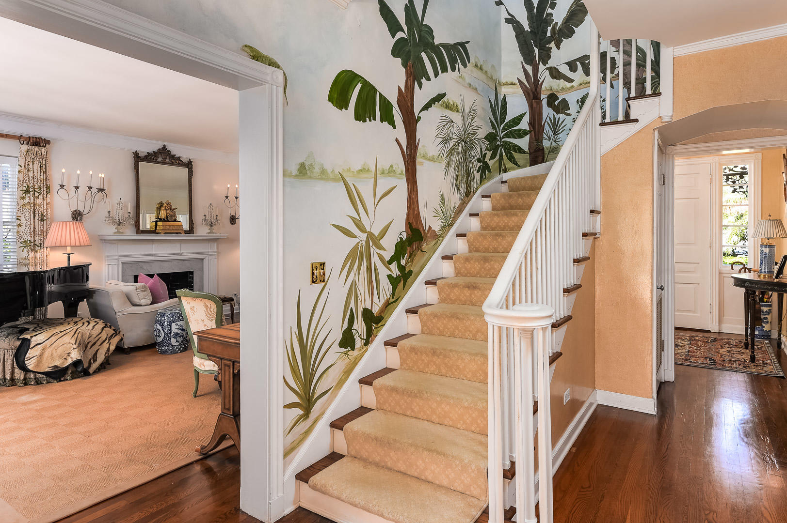 REVERIE - Residential