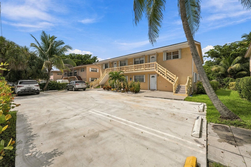 Photo of 4106 Riverside Drive #1-4, Coral Springs, FL 33065 (MLS # B26079364)