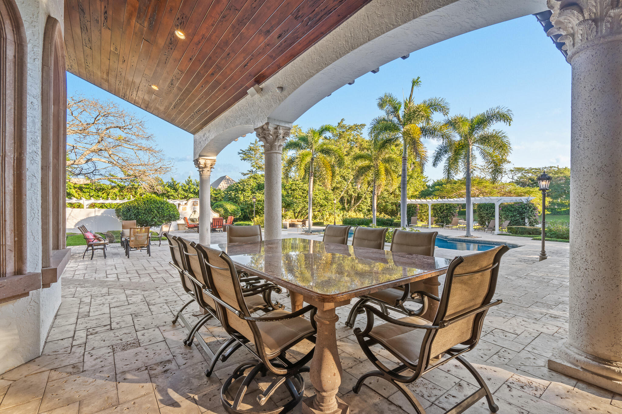 LE LAC - Residential