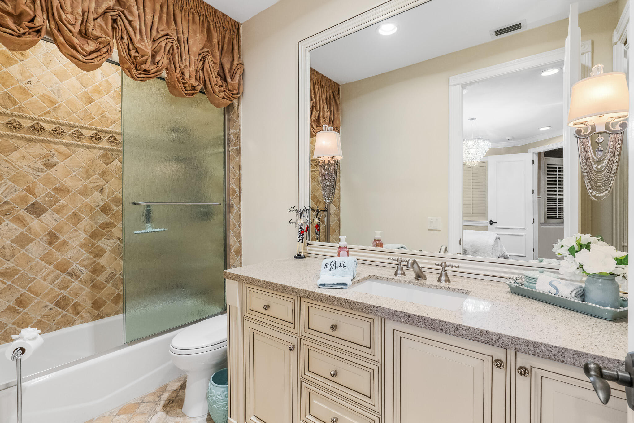 LE LAC - Residential