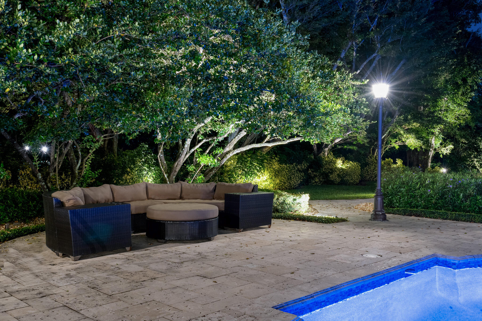 LE LAC - Residential