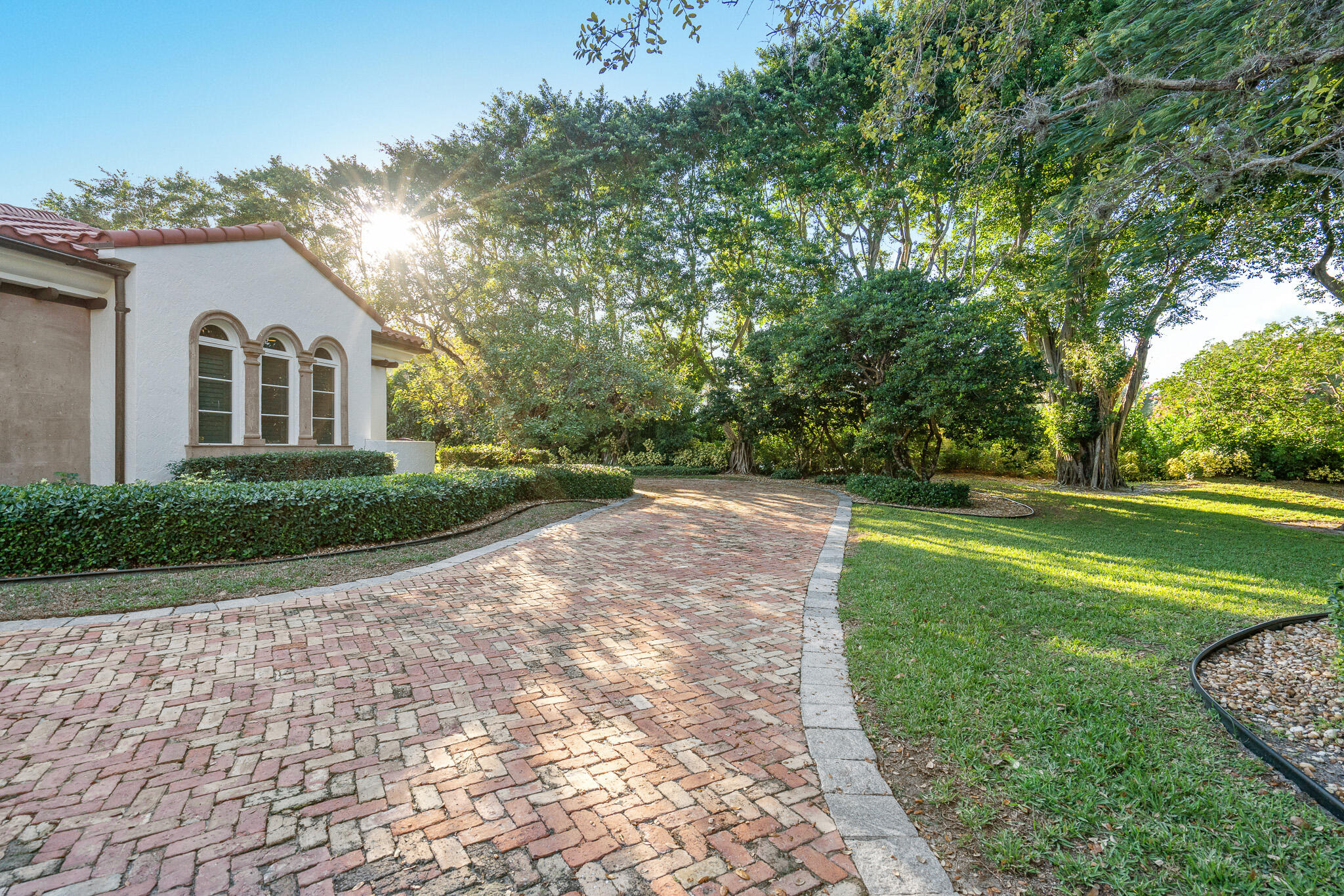 LE LAC - Residential