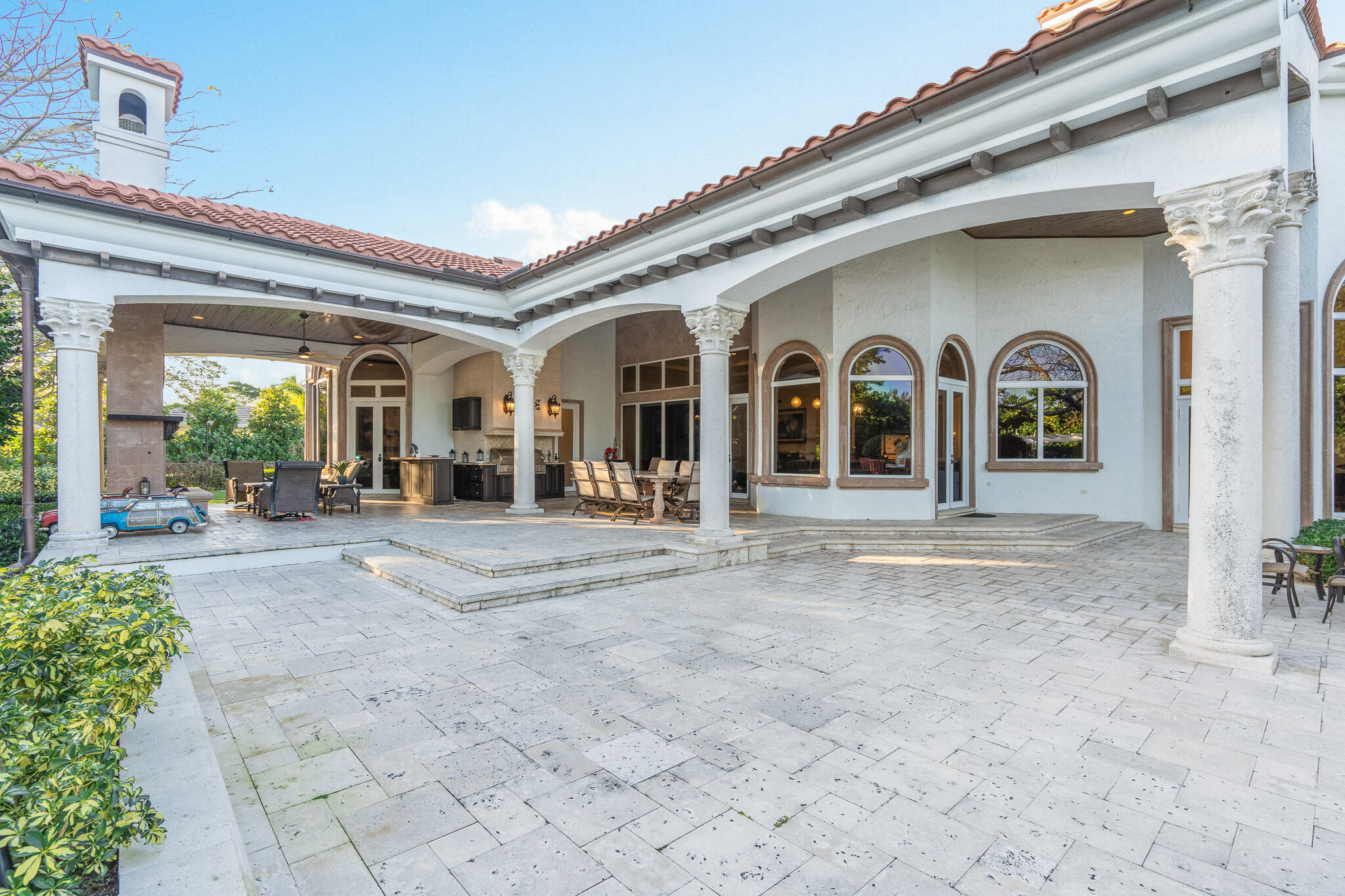 LE LAC - Residential