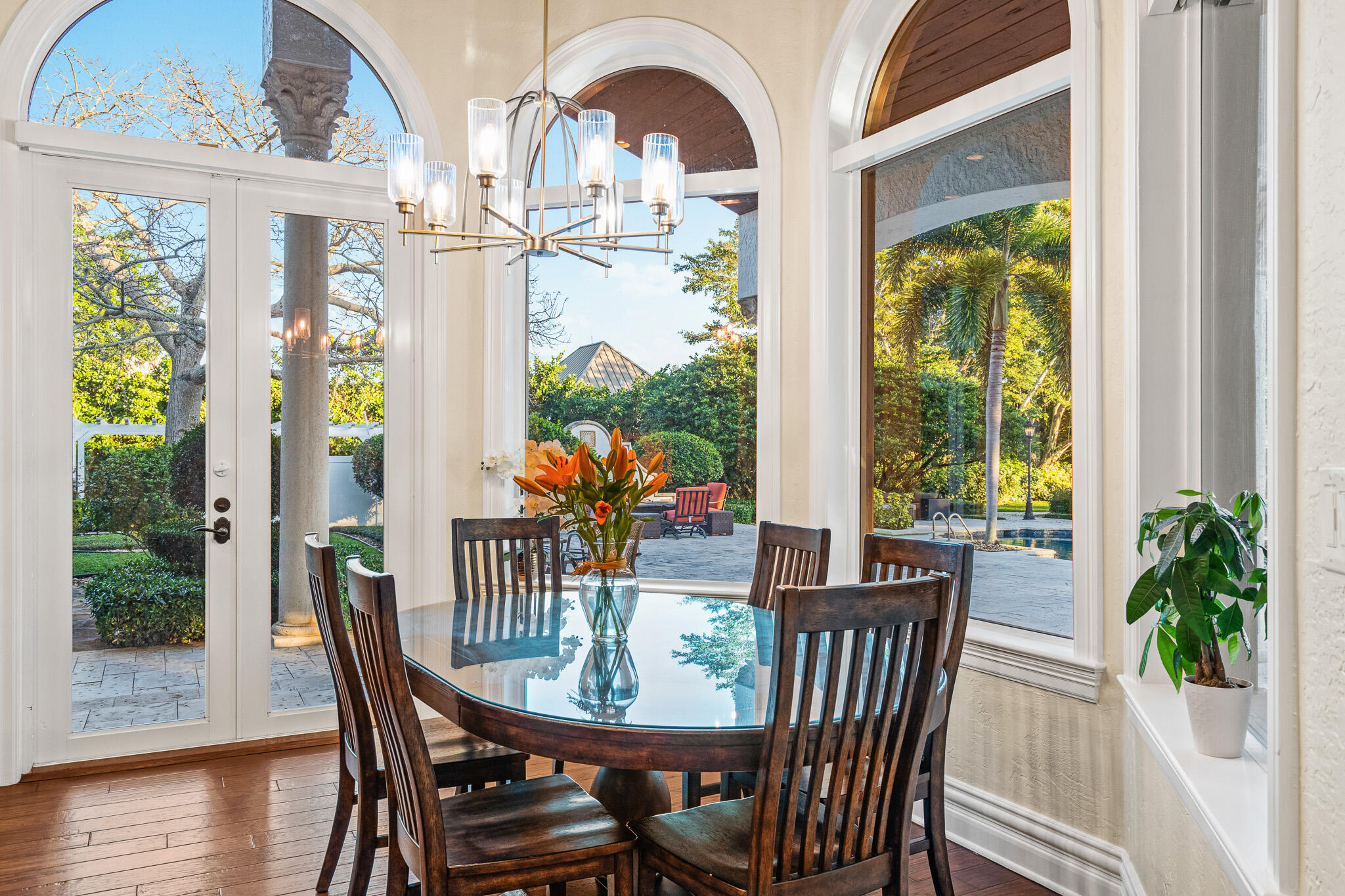 LE LAC - Residential