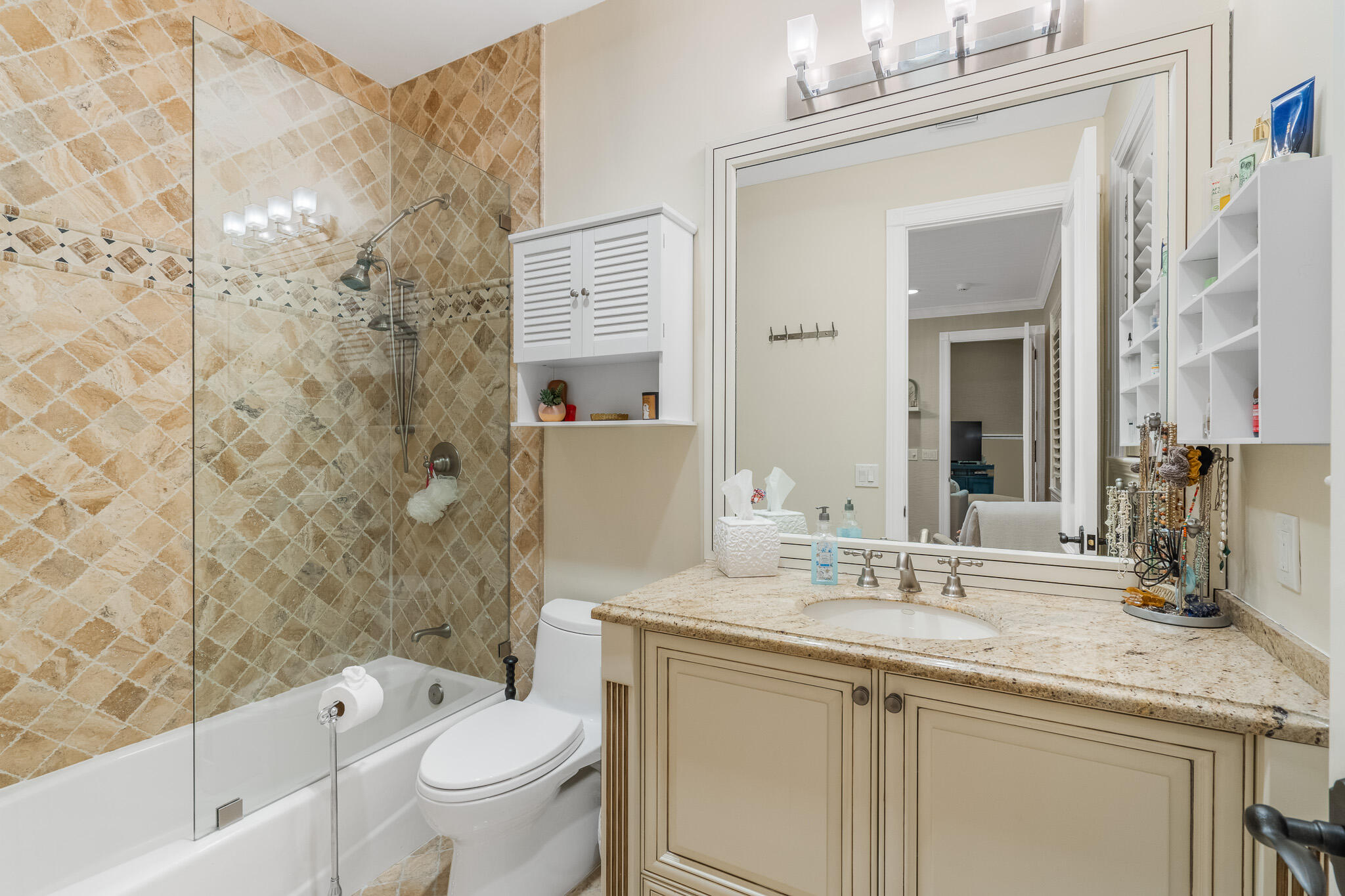 LE LAC - Residential