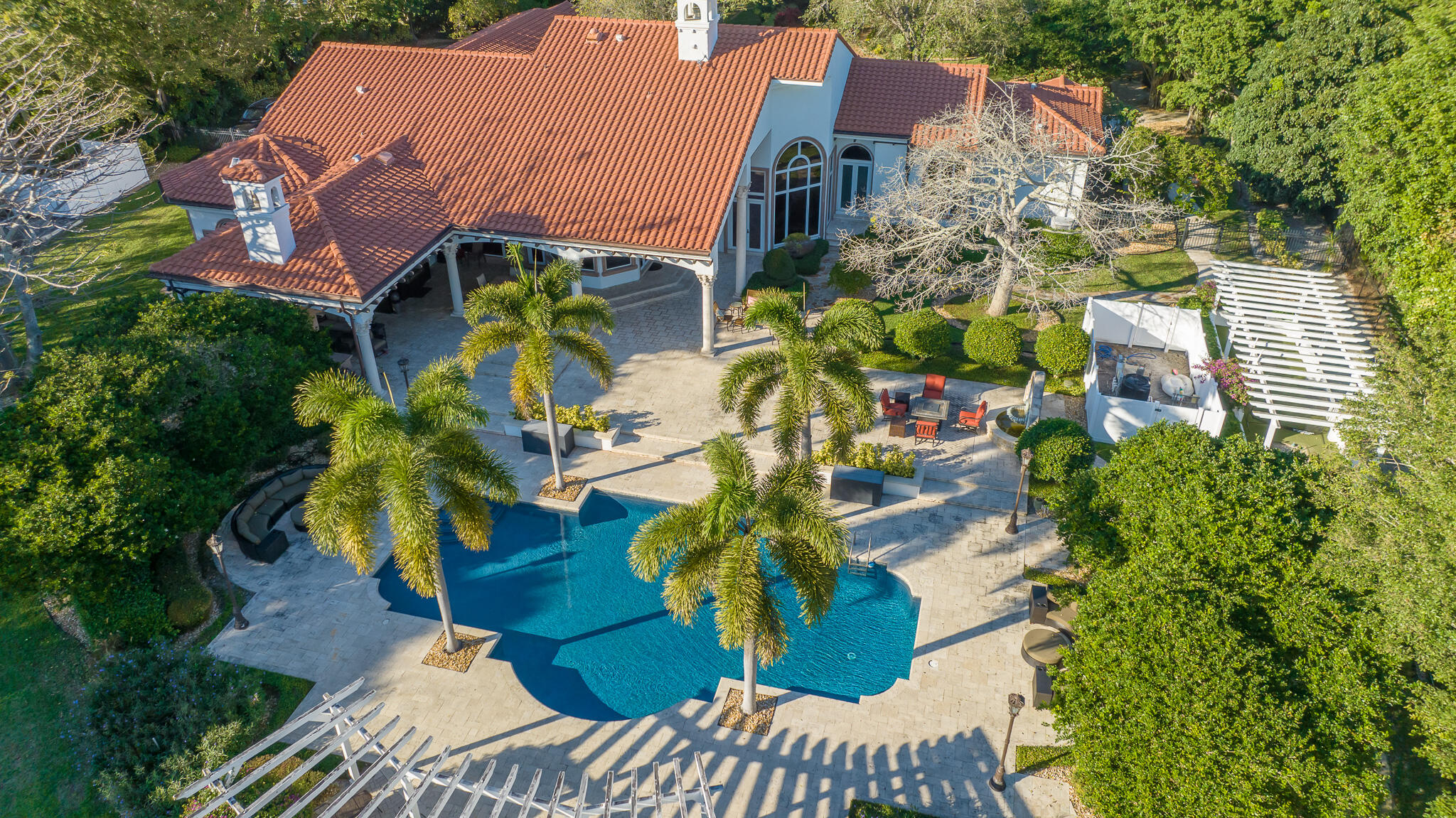 LE LAC - Residential