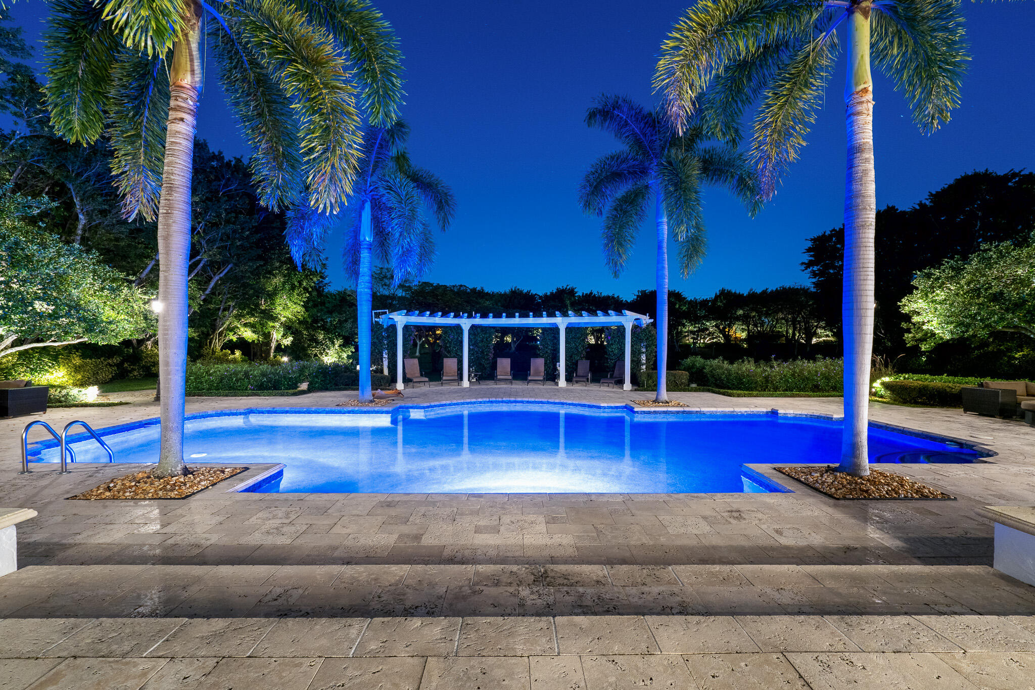 LE LAC - Residential