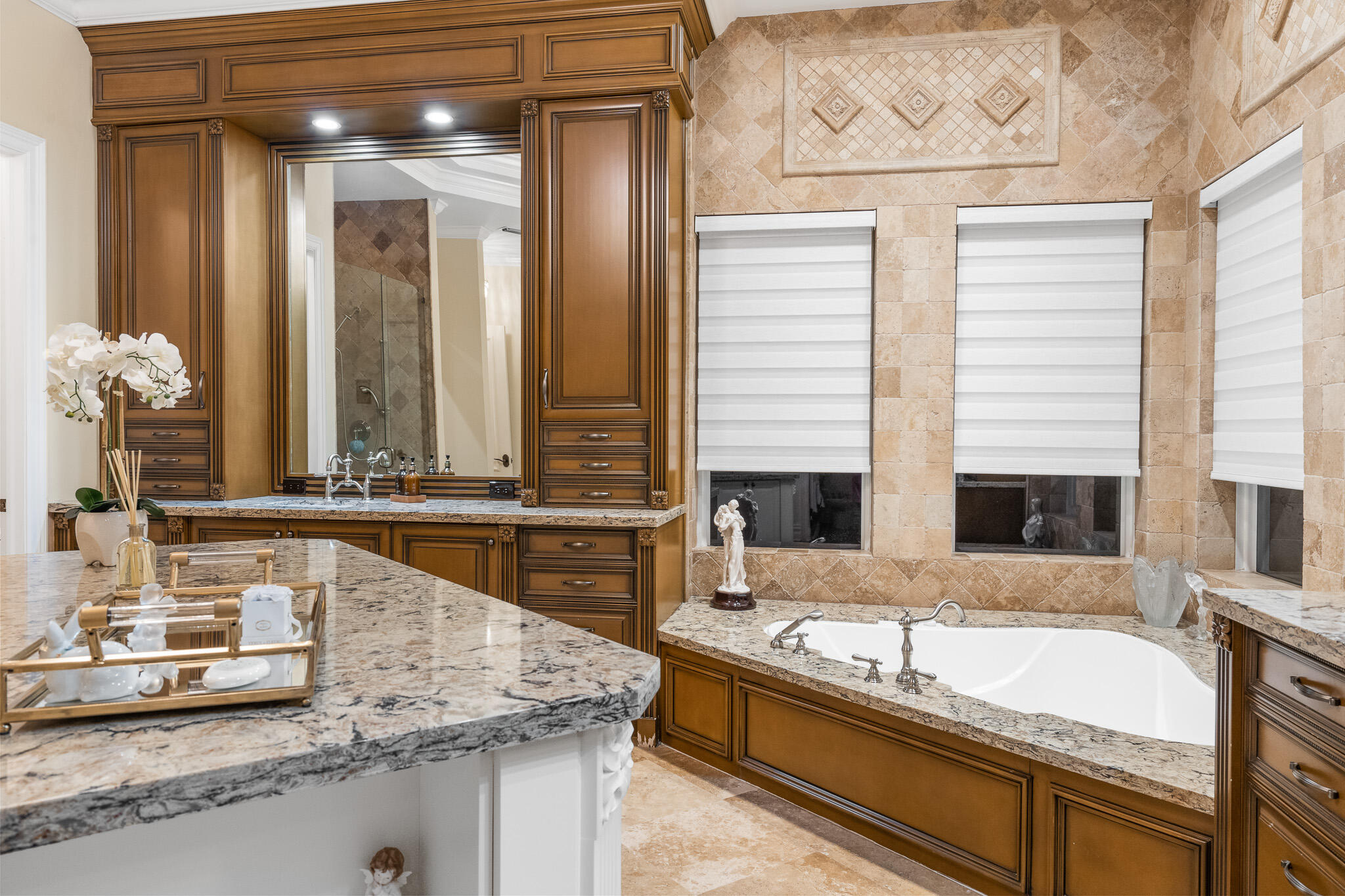 LE LAC - Residential