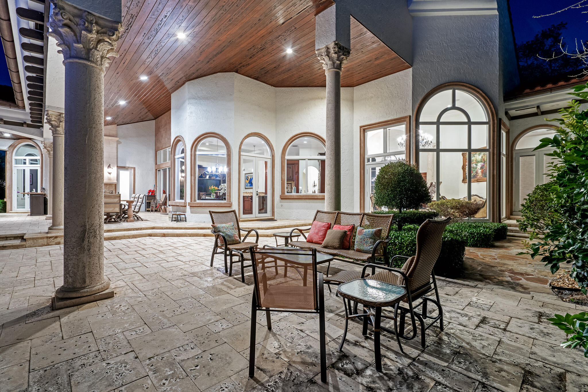 LE LAC - Residential