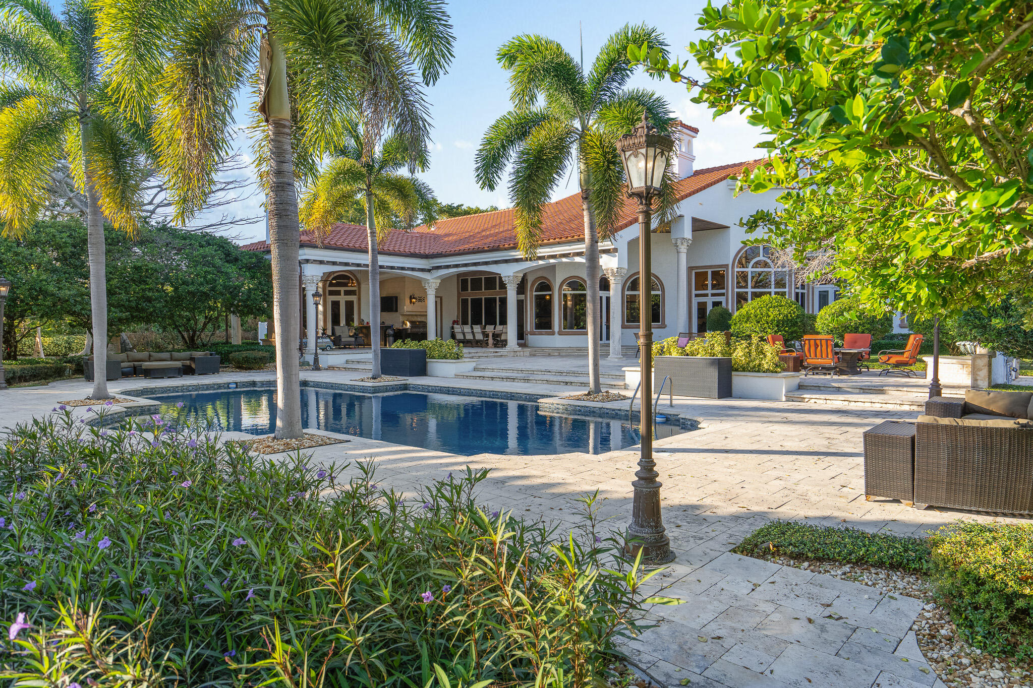 LE LAC - Residential