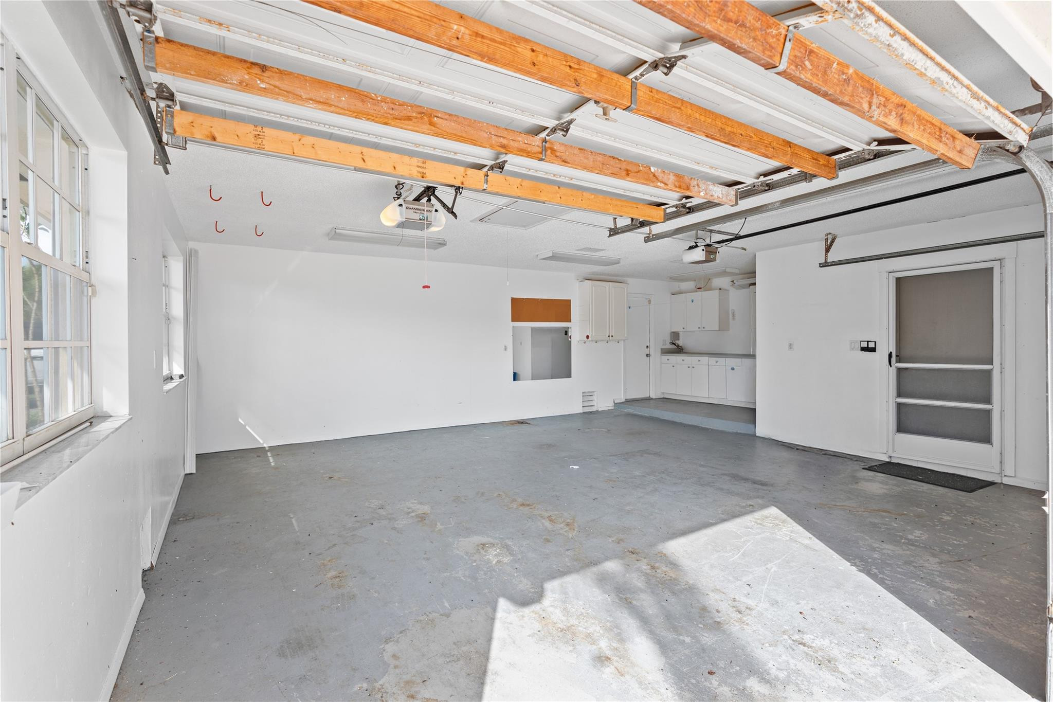 Hillsboro Harbor - Residential Lease