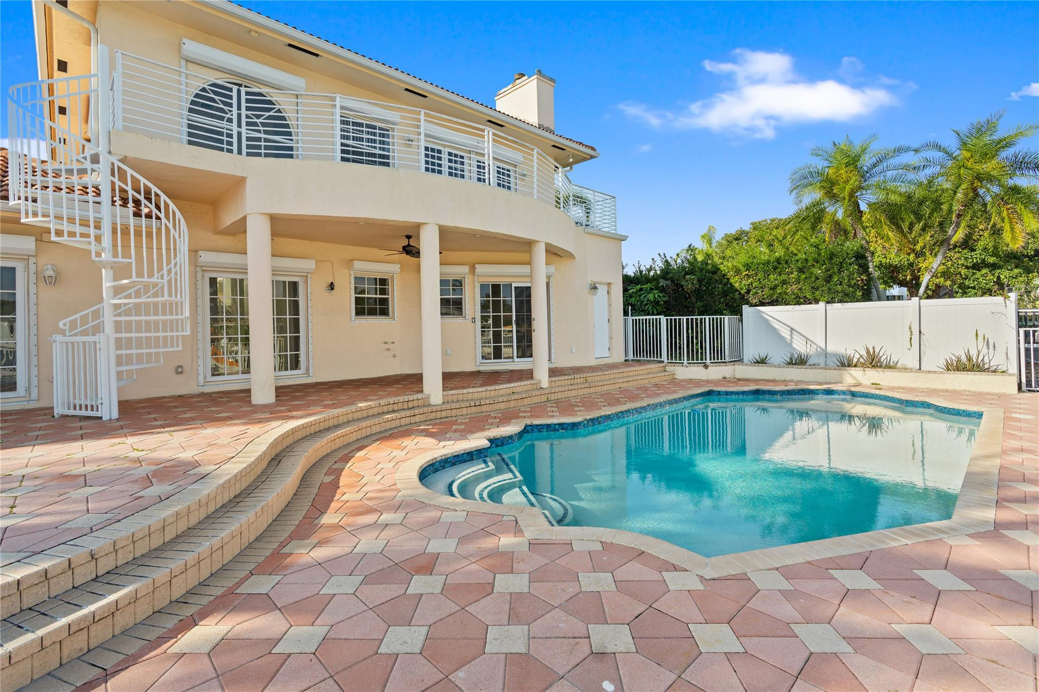 Hillsboro Harbor - Residential Lease