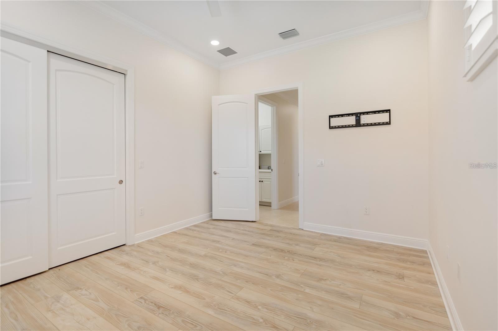 CASA BELLA II AT HAMMOCK - Residential