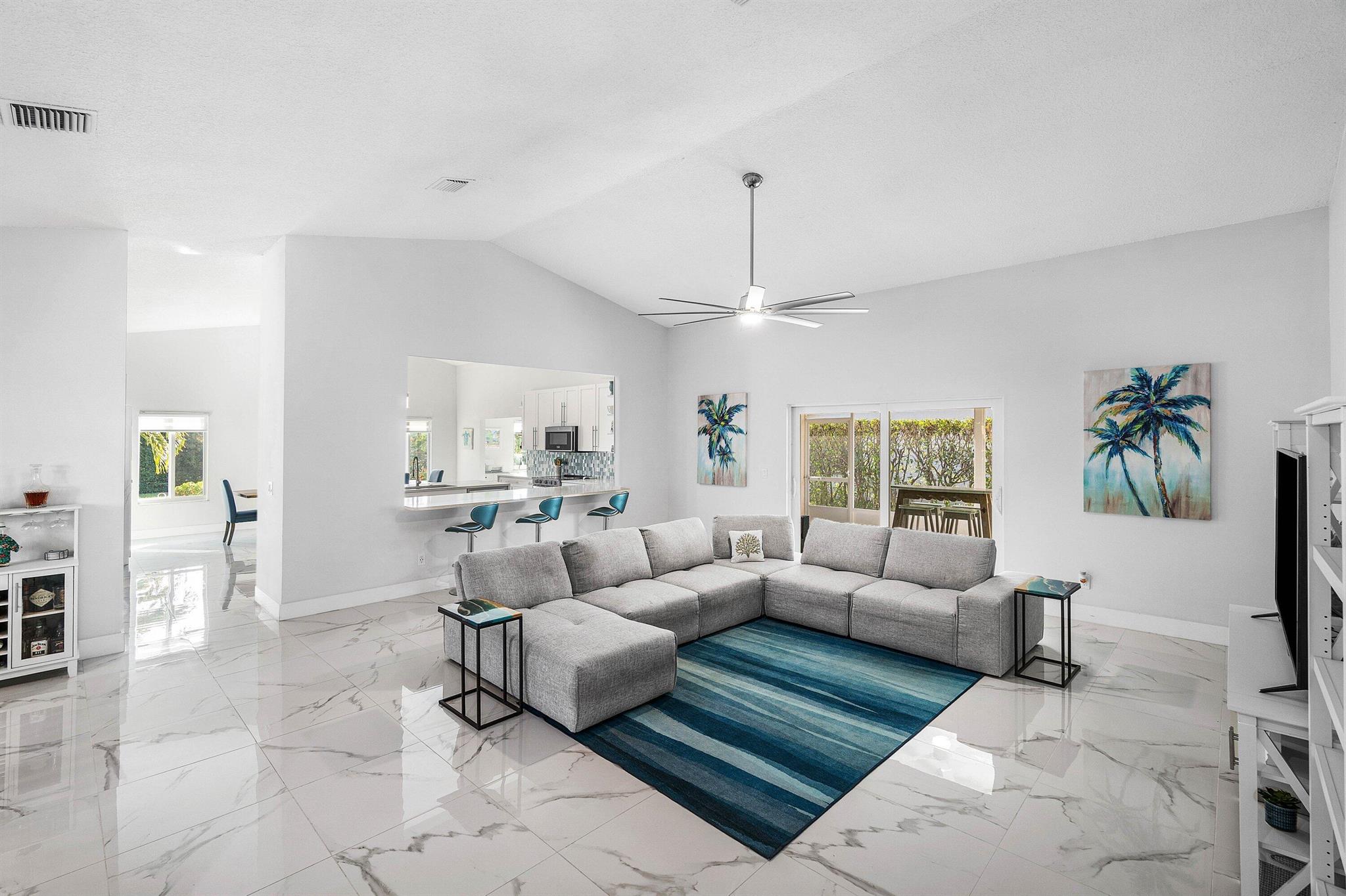 RAINBERRY BAY - Residential