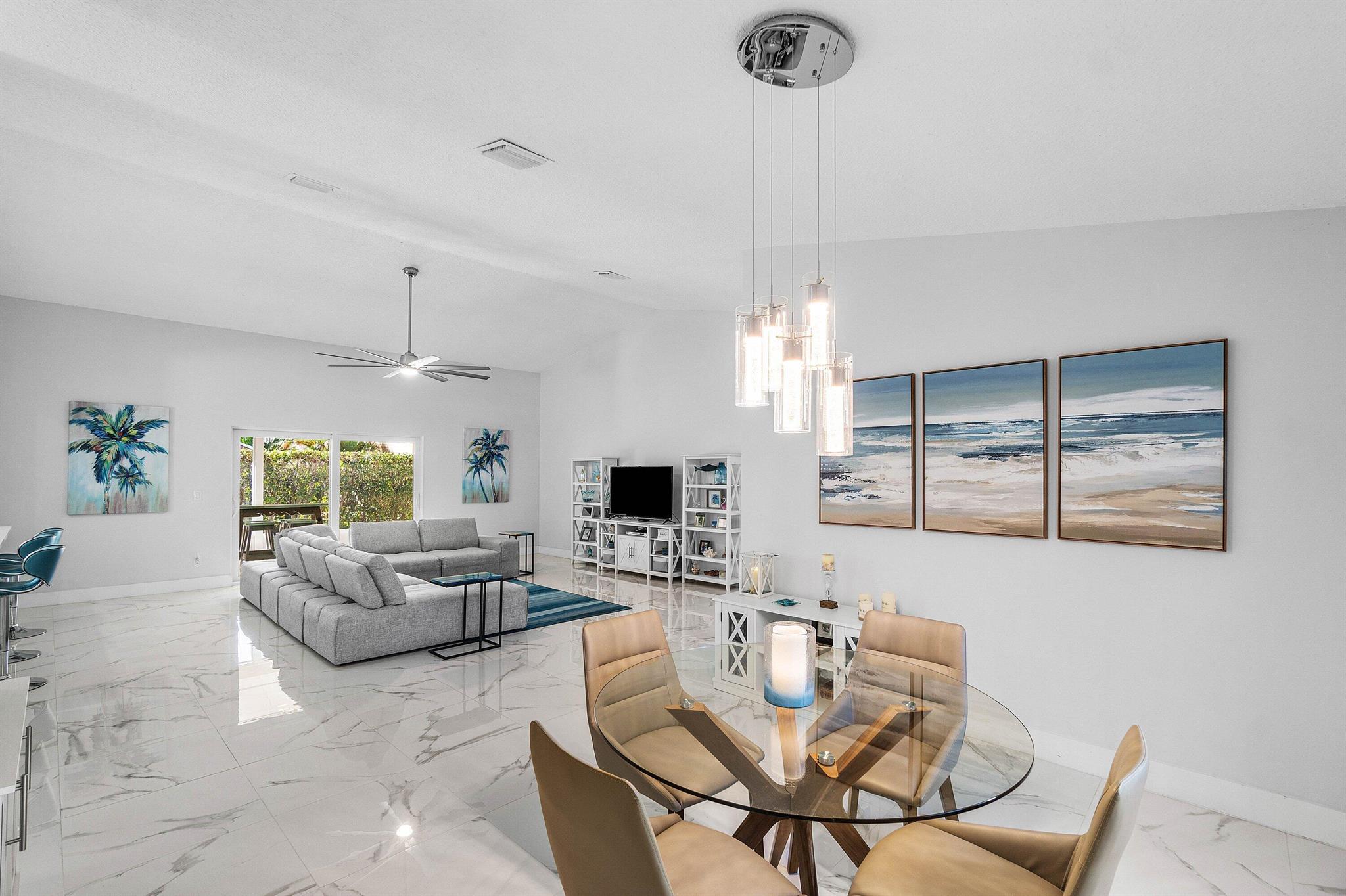 RAINBERRY BAY - Residential