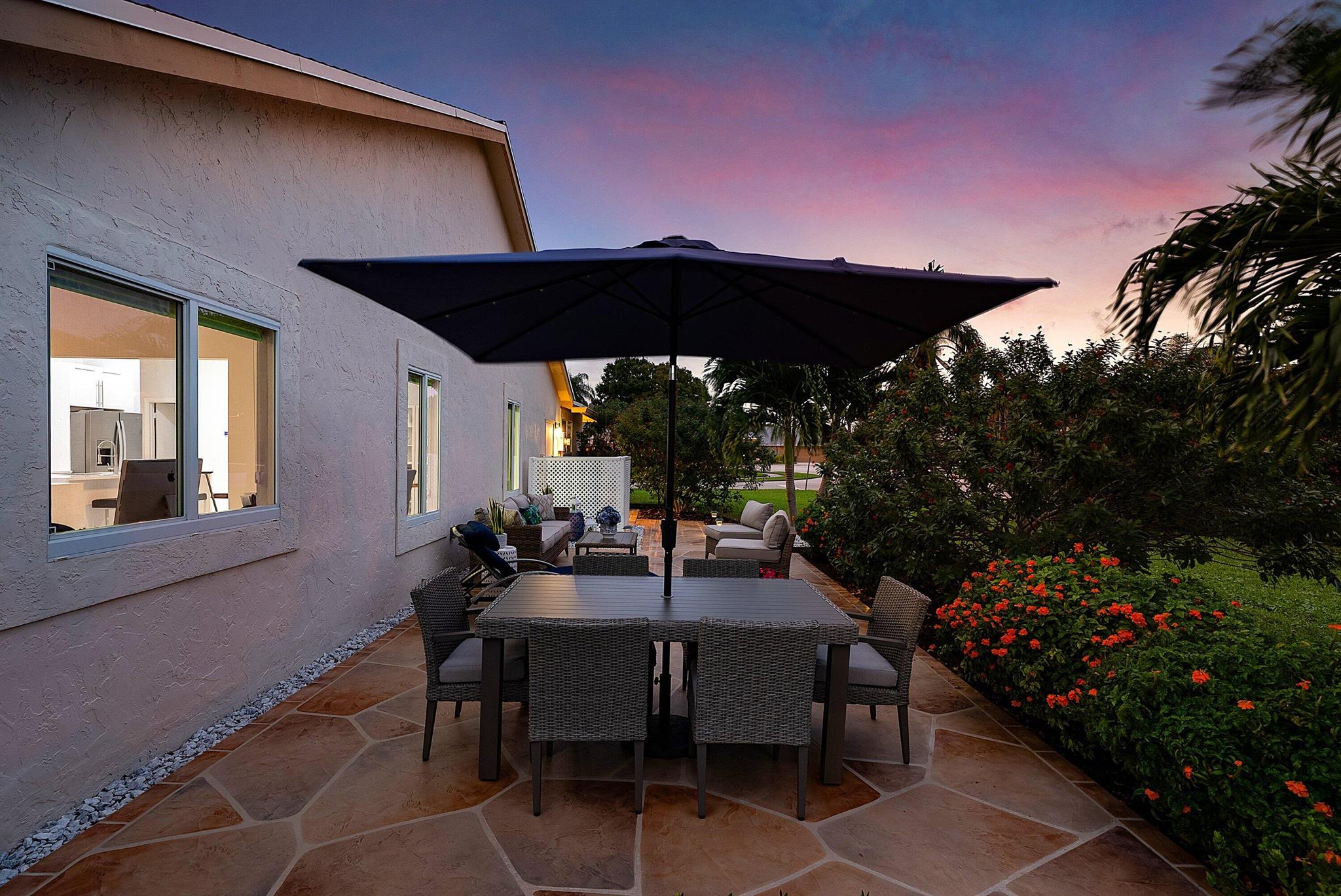 RAINBERRY BAY - Residential