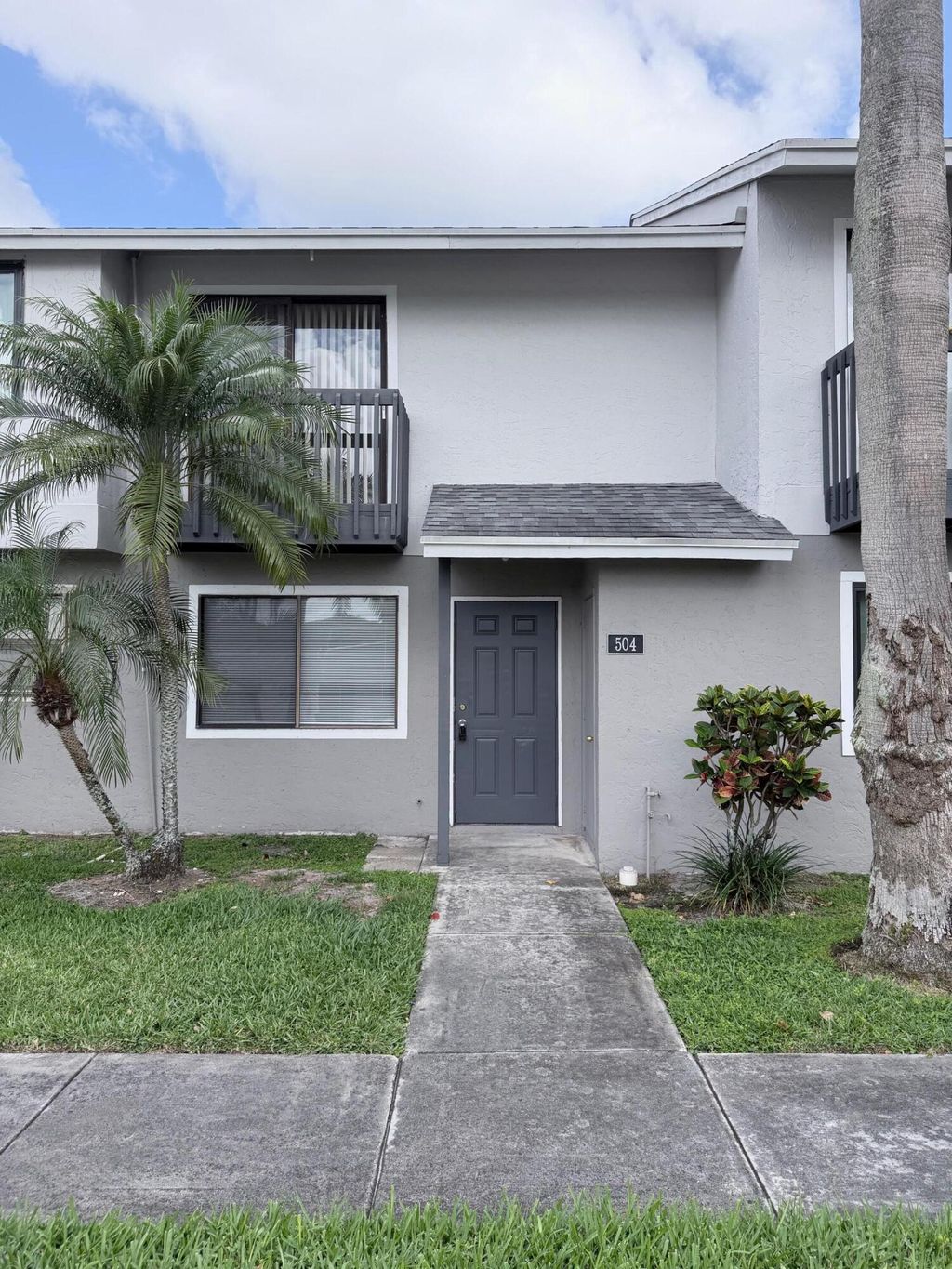 Photo of 504 Shoreview Drive, Greenacres, FL 33463 (MLS # B26010607)