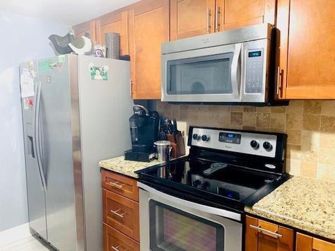 Tiny photo for 737 SE 1st Way #306, Deerfield Beach, FL 33441 (MLS # B26008290)