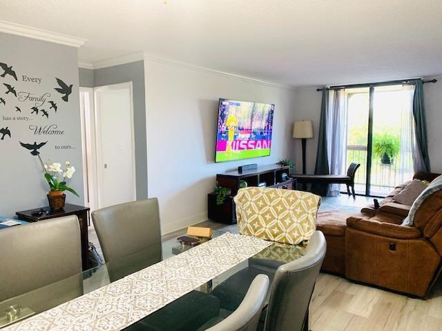 VISTA GARDENS I CONDO - Residential