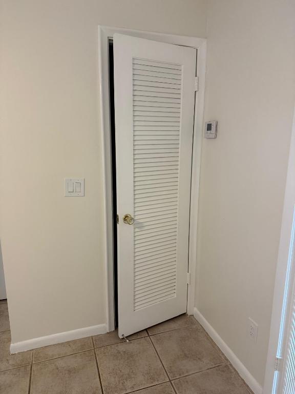 HARBOUR HALL CONDOS - Residential Lease