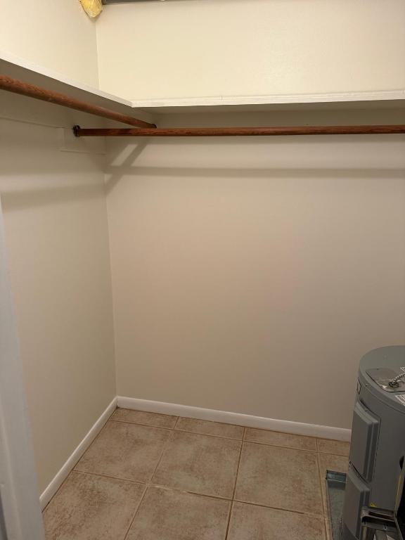 HARBOUR HALL CONDOS - Residential Lease