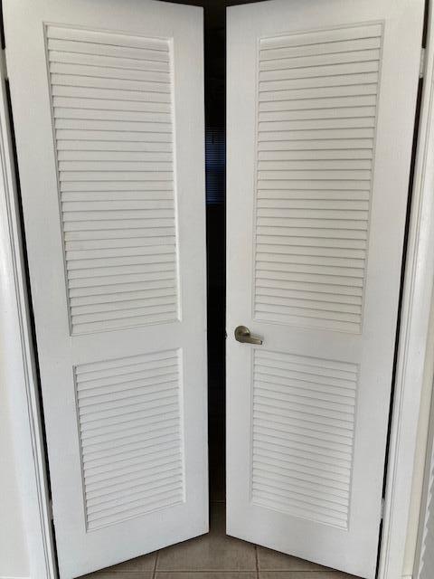 HARBOUR HALL CONDOS - Residential Lease