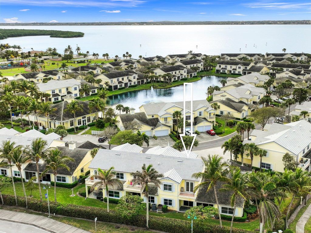 Photo of 204 Mariner Bay Boulevard, Fort Pierce, FL 34949 (MLS # R11165828)