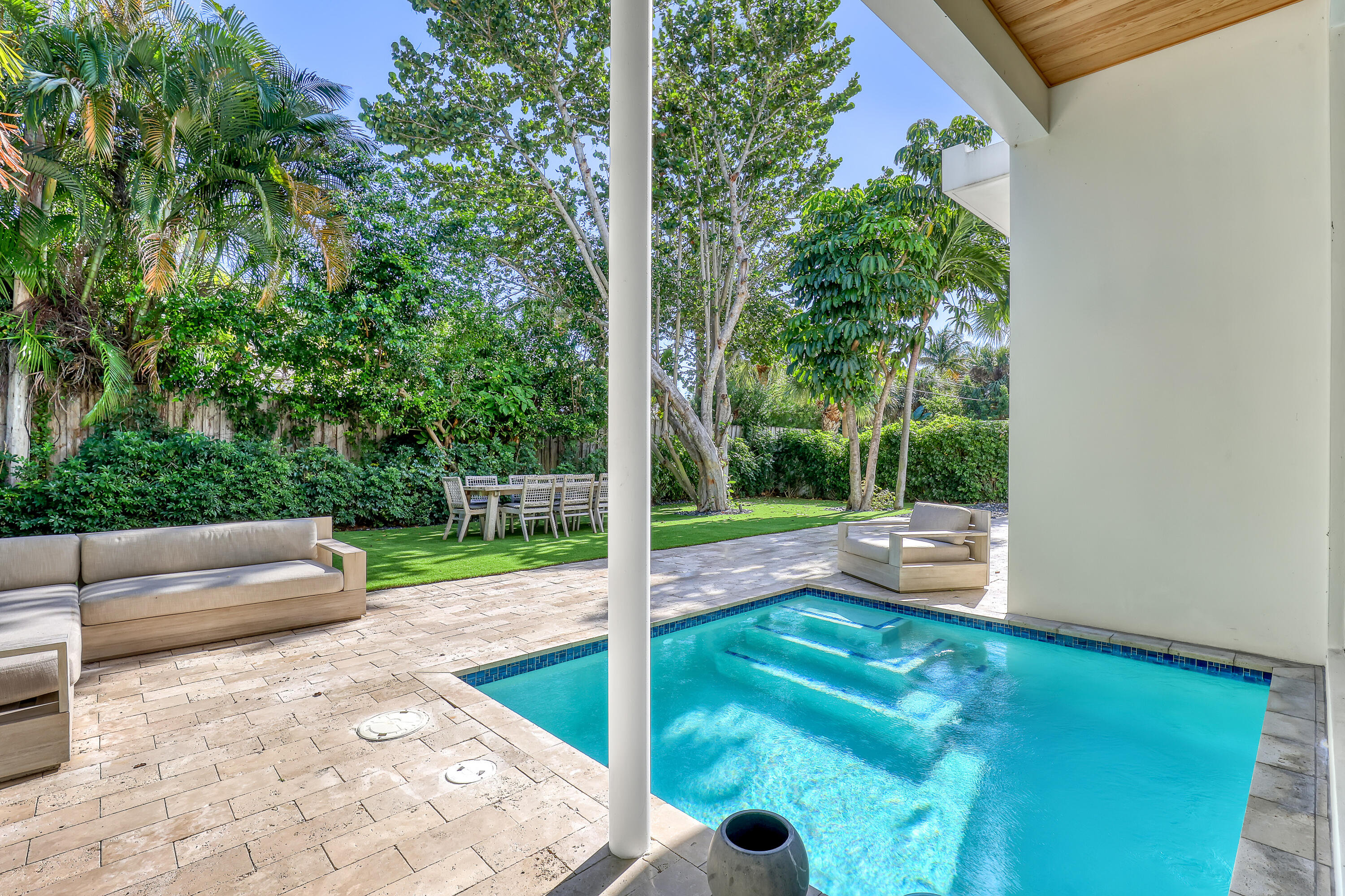 HOFMAN ADD - Residential Lease