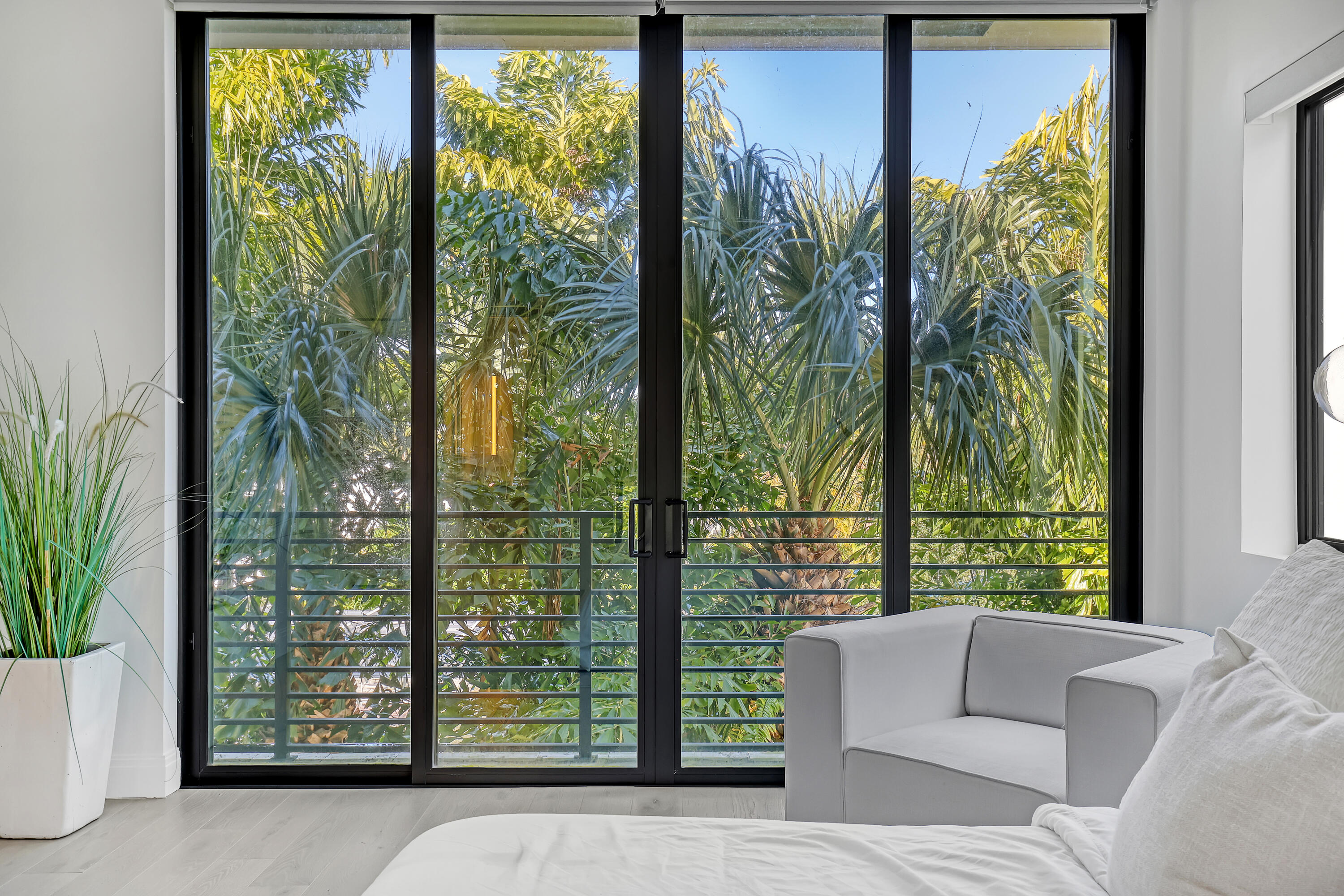 HOFMAN ADD - Residential Lease