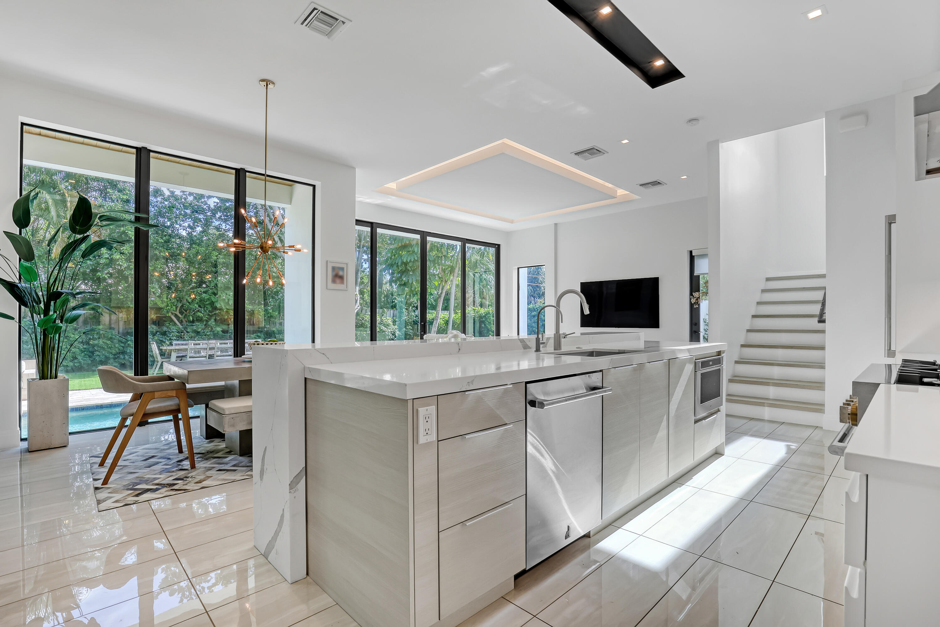 HOFMAN ADD - Residential Lease