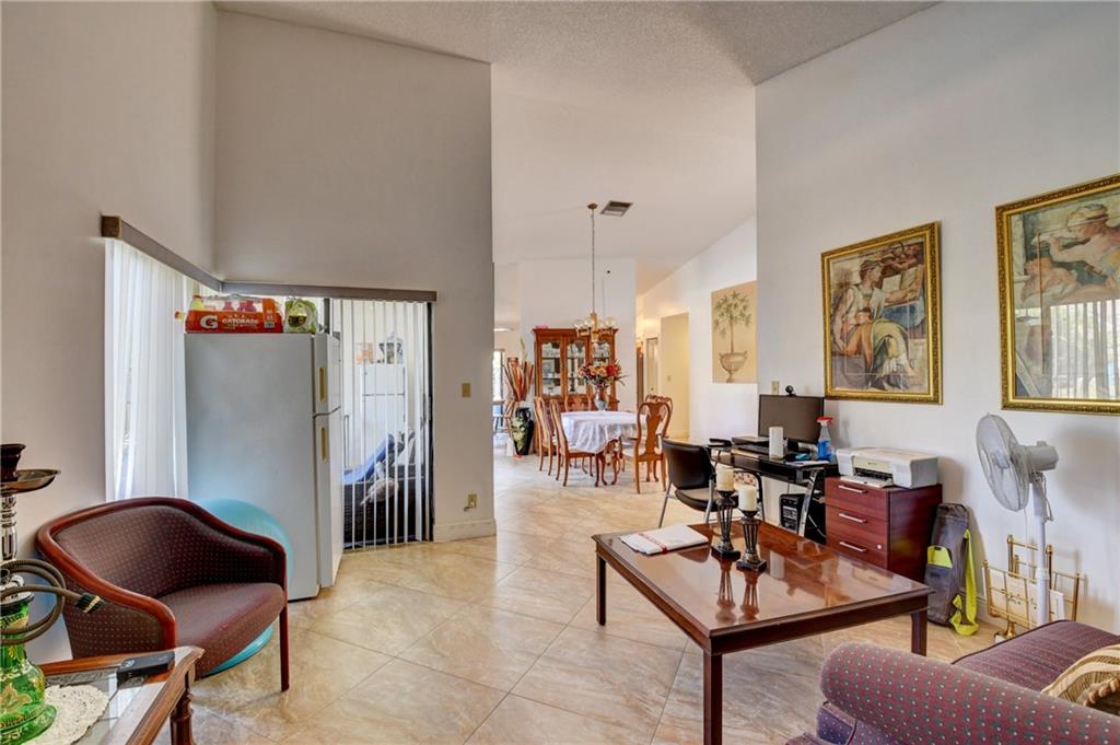 Country Landing Sec 02 - Residential