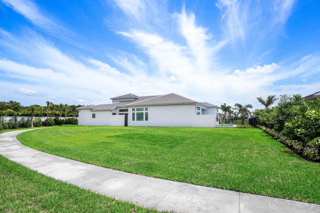 Photo of 9062 Corsican Finch Court, Boynton Beach, FL 33473 (MLS # B26040909)