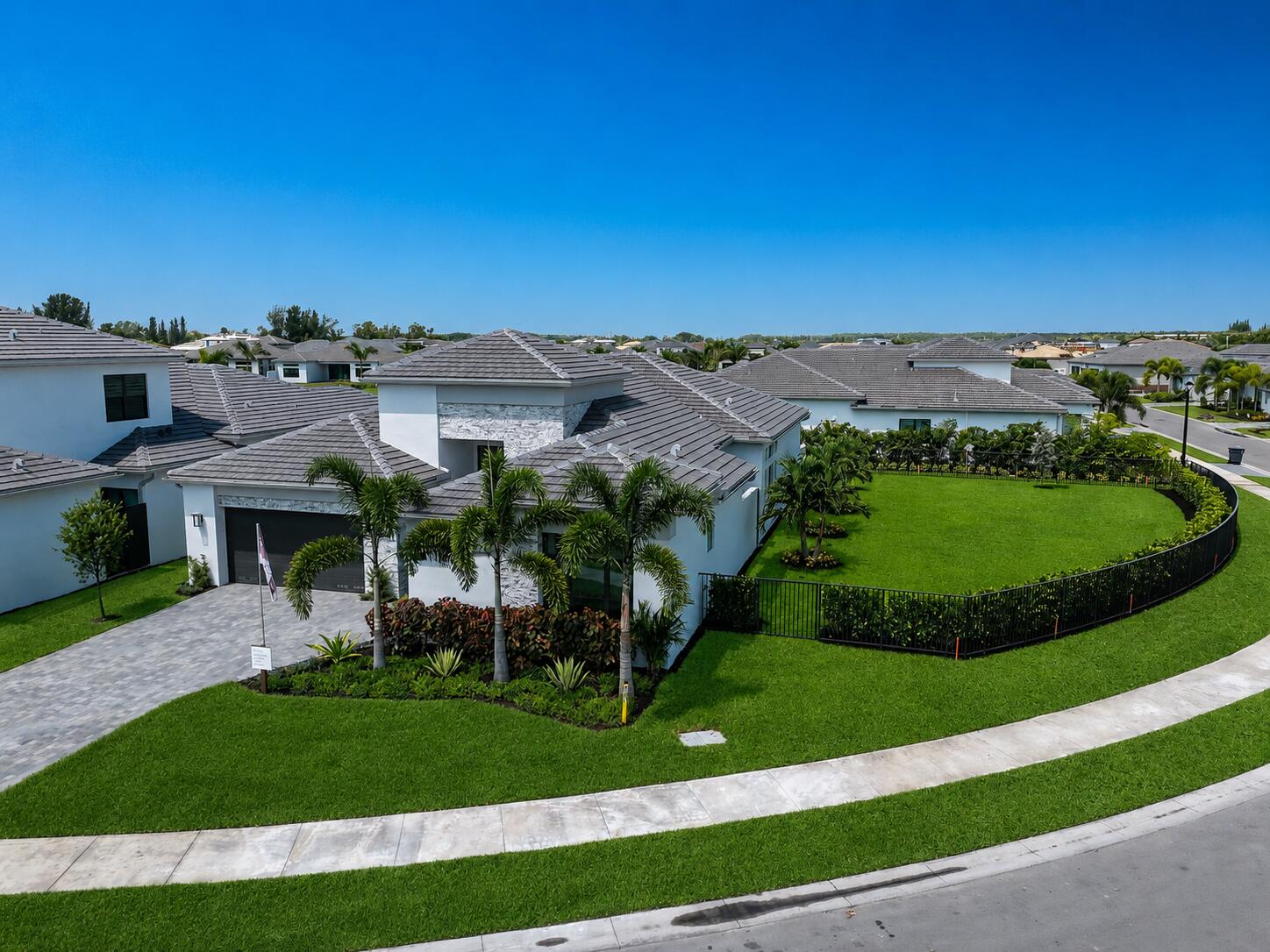 9062 Corsican Finch Court