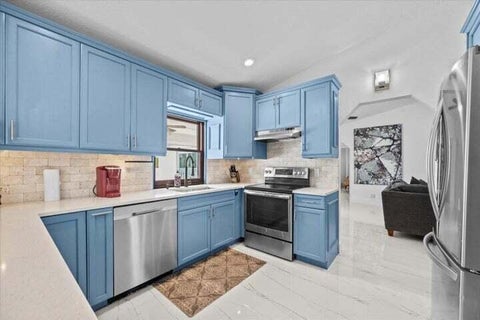Tiny photo for 13950 BARBERRY Court, Wellington, FL 33414 (MLS # B26078257)