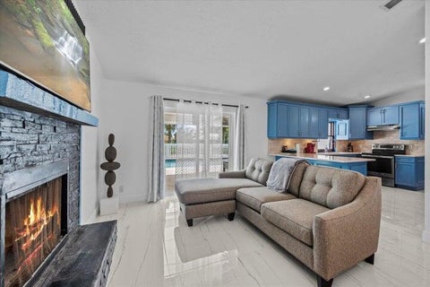 Tiny photo for 13950 BARBERRY Court, Wellington, FL 33414 (MLS # B26078257)