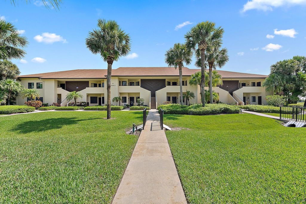 Photo of 6860 SE Constitution Boulevard #204, Hobe Sound, FL 33455 (MLS # R11095648)